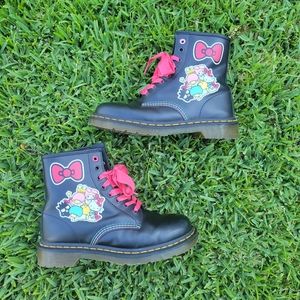 Dr. Martens 1460 Hello Kitty Boots
